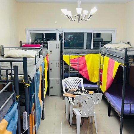 Dubai Star Hostel Esterno foto